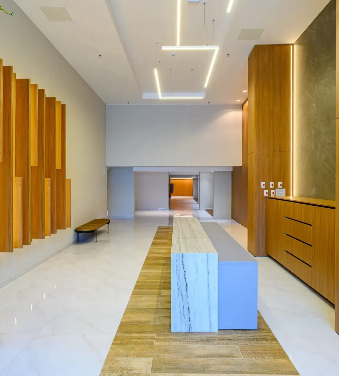 2022_05_05-R_27_N_Square-6331